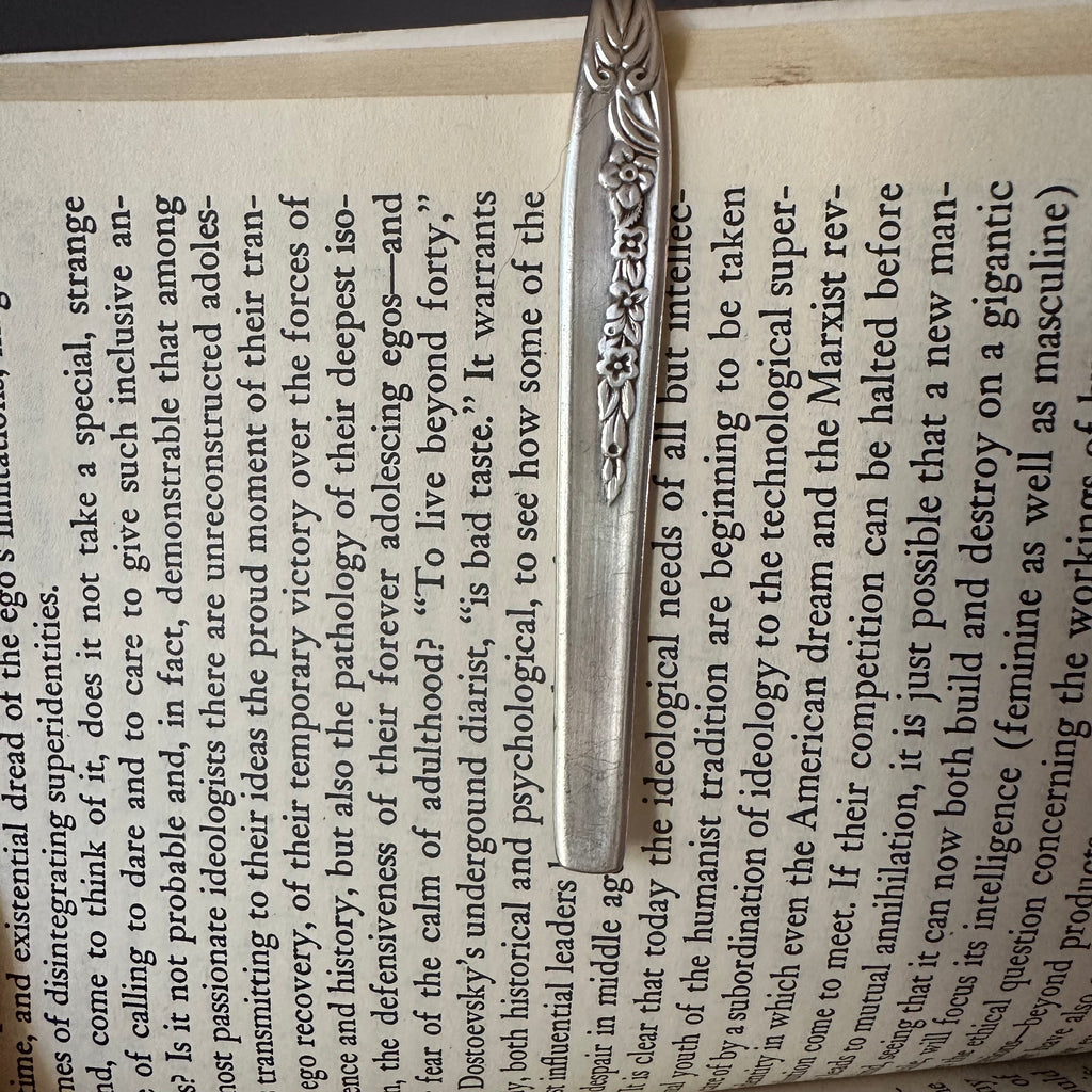 ReRead Bookmark - Daisy Chain